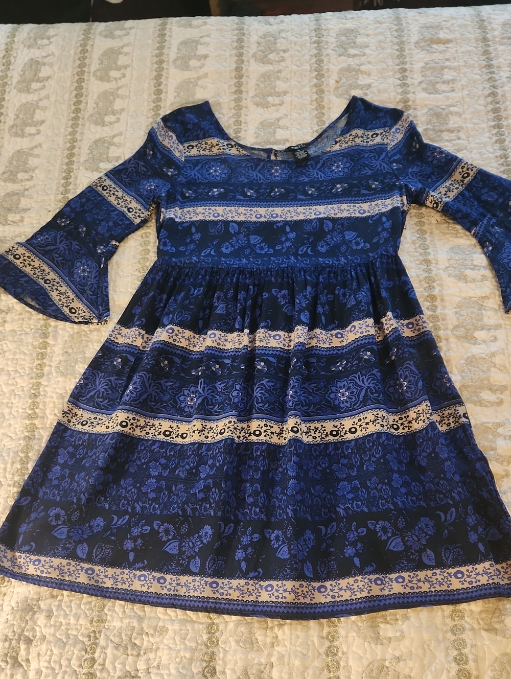 Rue21 Blue and Cream Patterned Bell-Sleeve Dress